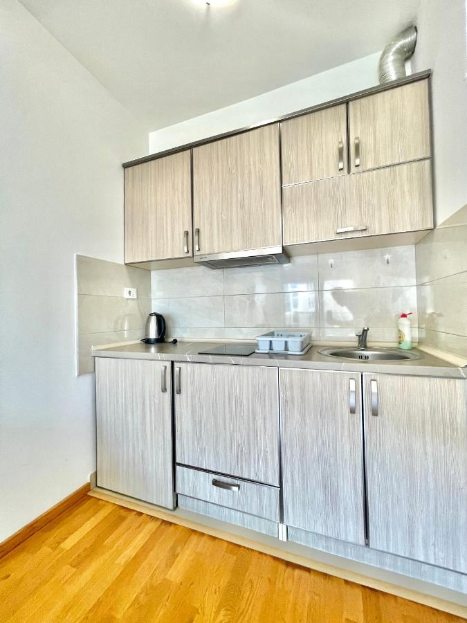 Comfort Aleksic Apartman *